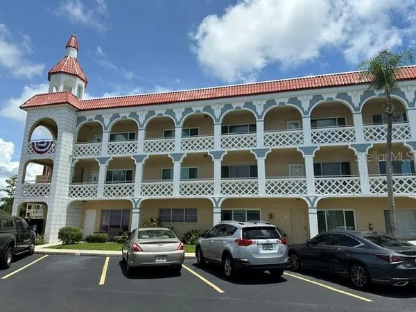 $1,875 | 2405 Franciscan Drive, Unit 23, Clearwater, FL 33763