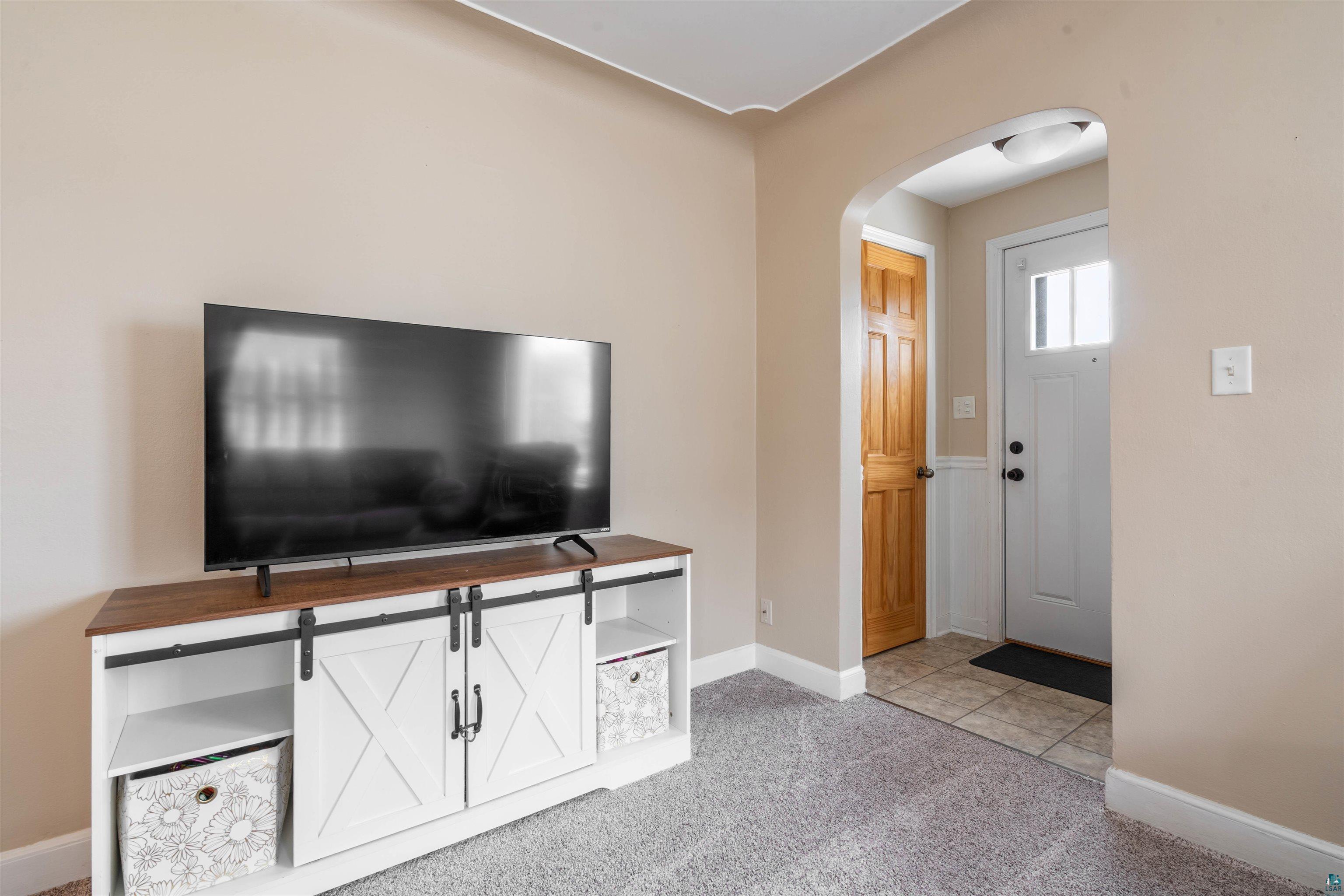 712 Lincoln Street Superior, WI 54880 - Photo 4 of 26