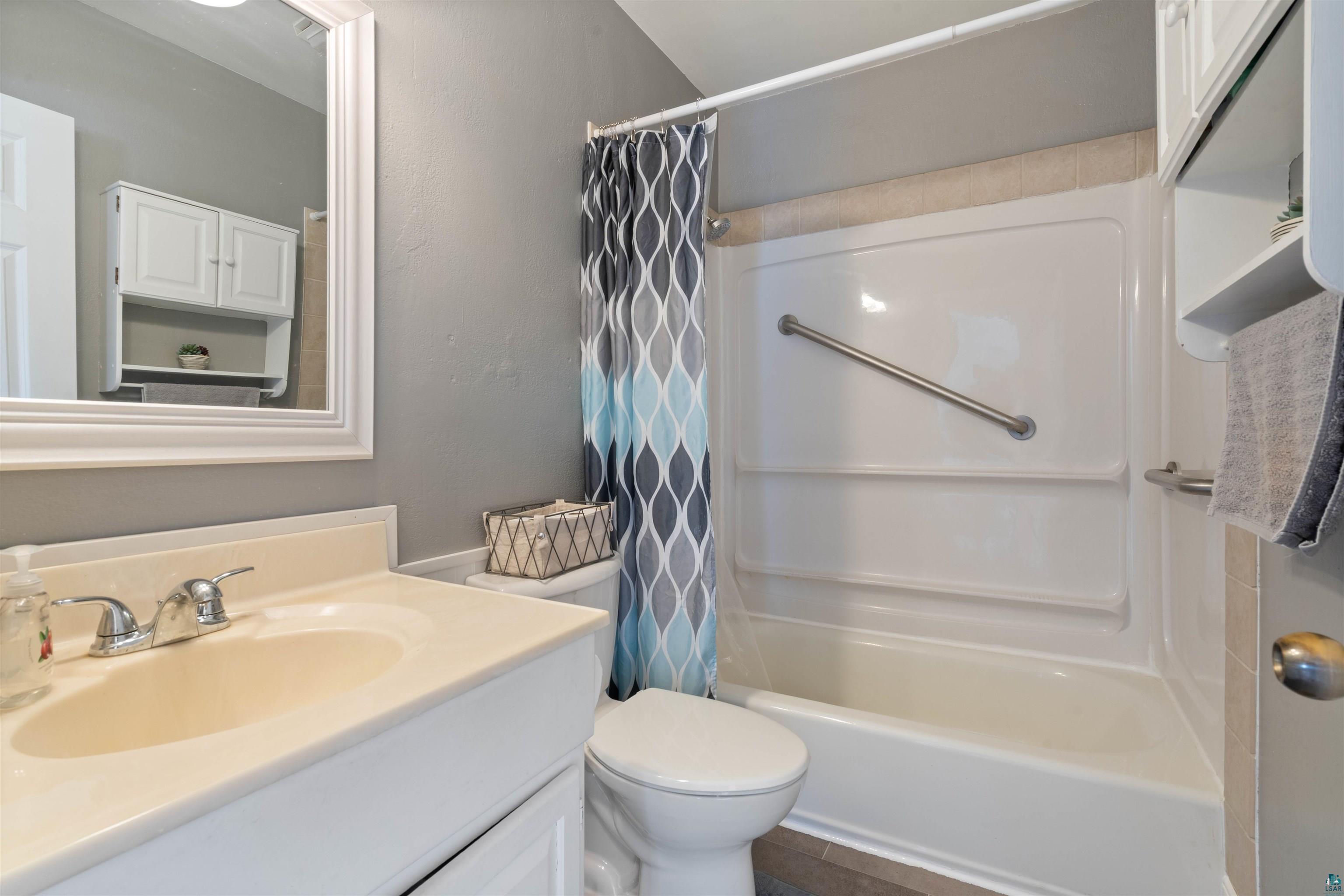 712 Lincoln Street Superior, WI 54880 - Photo 9 of 26