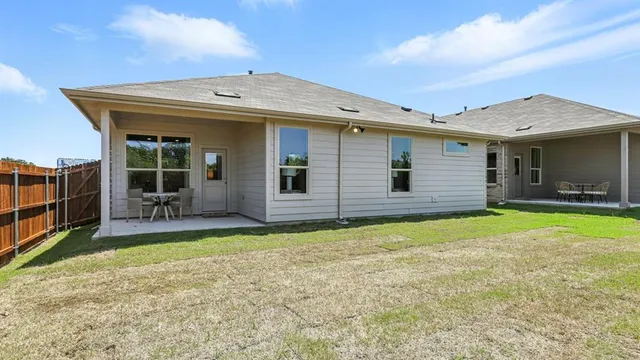 $314,990 | 657 Harvey Street, Grandview, TX 76050