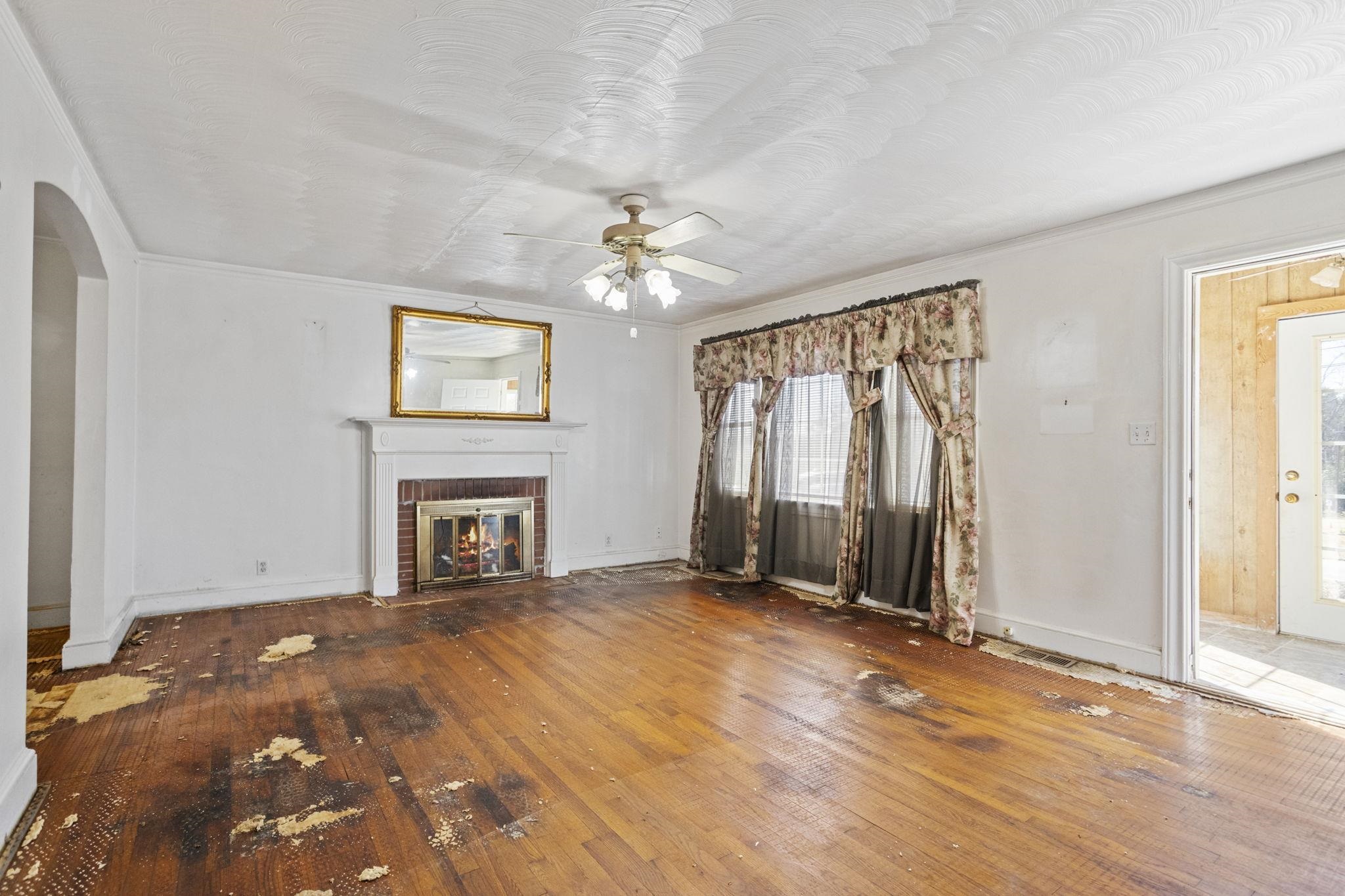 371 Tucapau Road Wellford, SC 29385 - Photo 12 of 36 Gallery Image 12