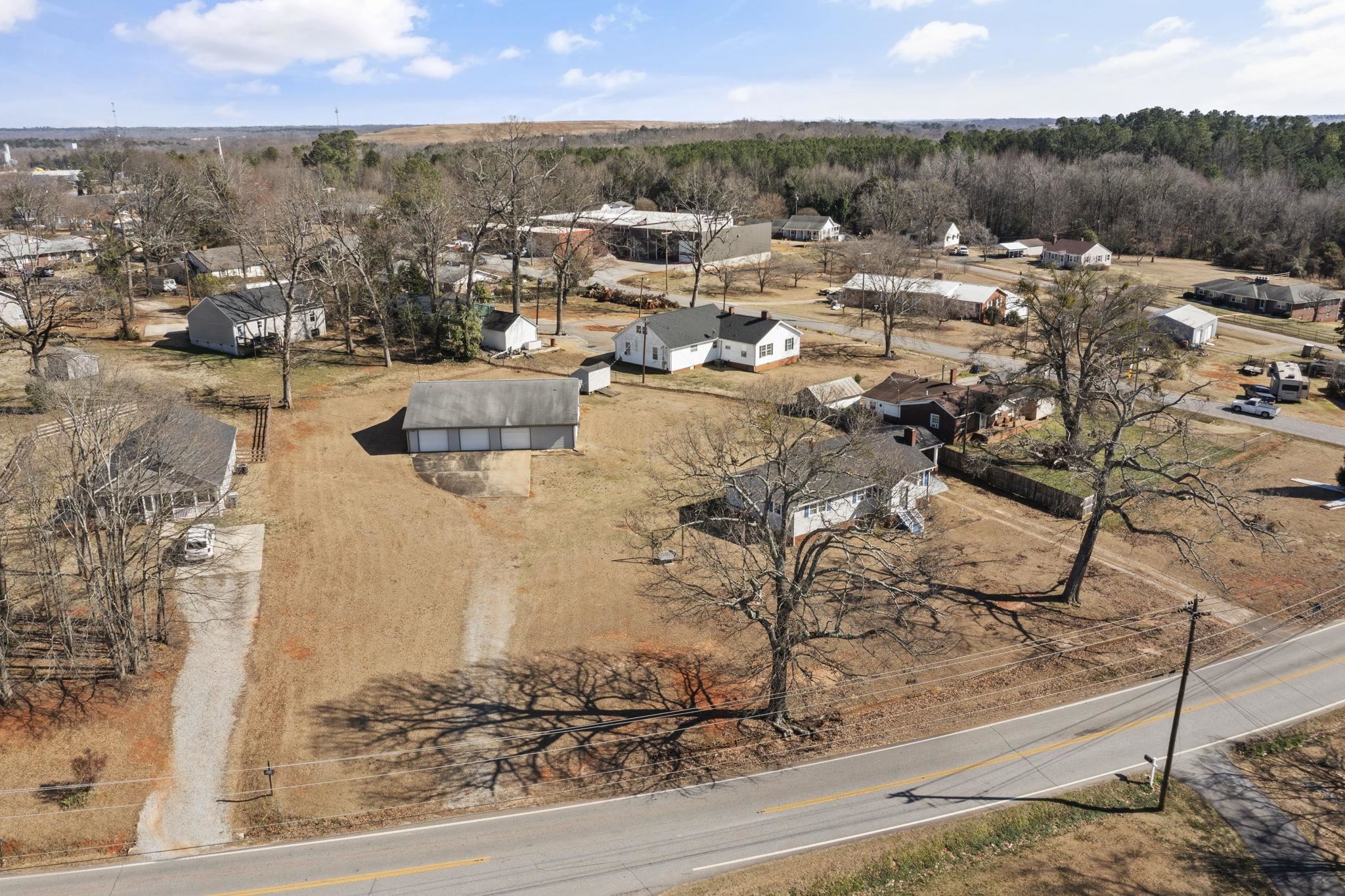 371 Tucapau Road Wellford, SC 29385 - Photo 31 of 36 Gallery Image 31
