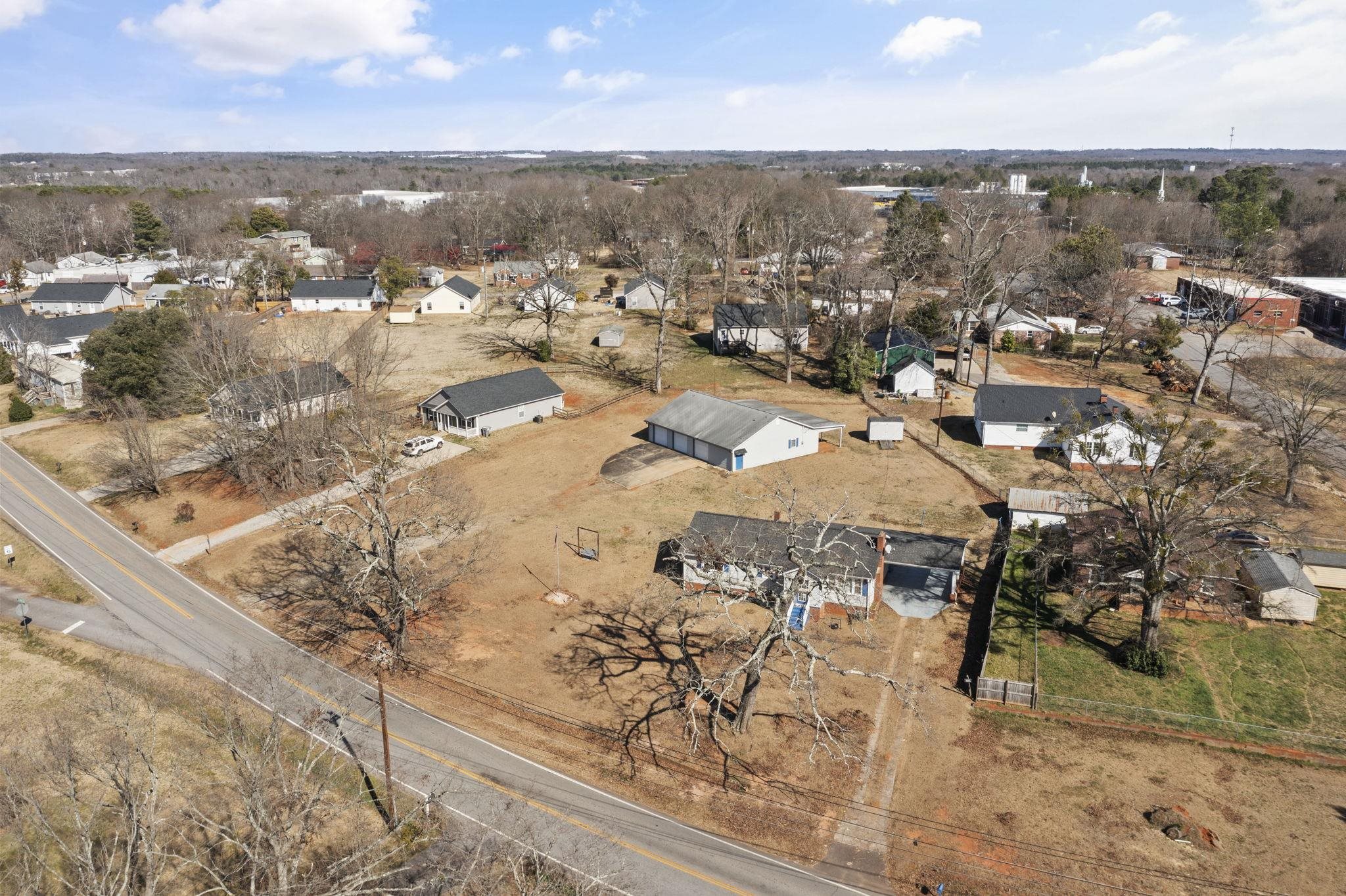 371 Tucapau Road Wellford, SC 29385 - Photo 33 of 36 Gallery Image 33