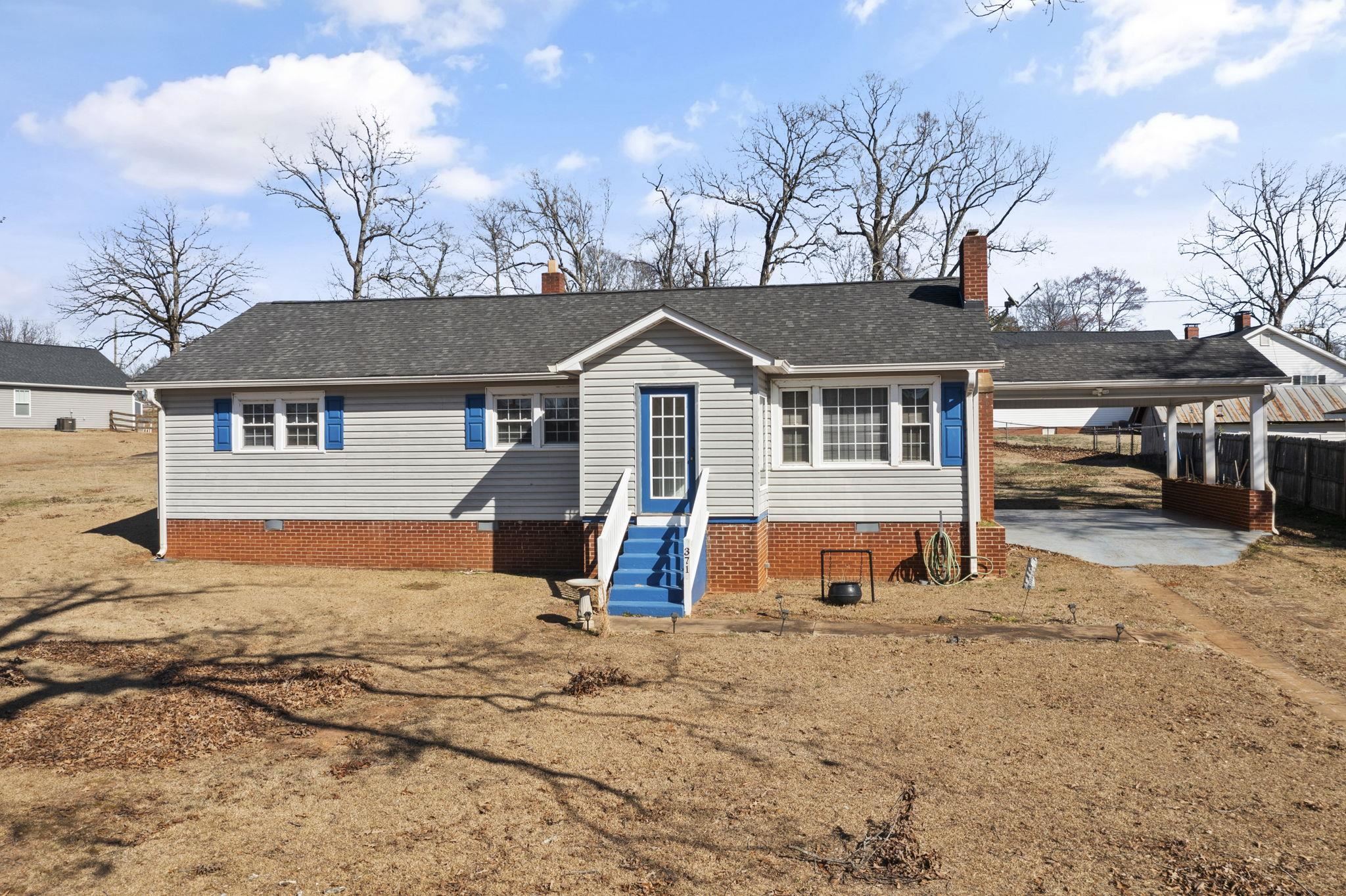 371 Tucapau Road Wellford, SC 29385 - Photo 7 of 36 Gallery Image 7
