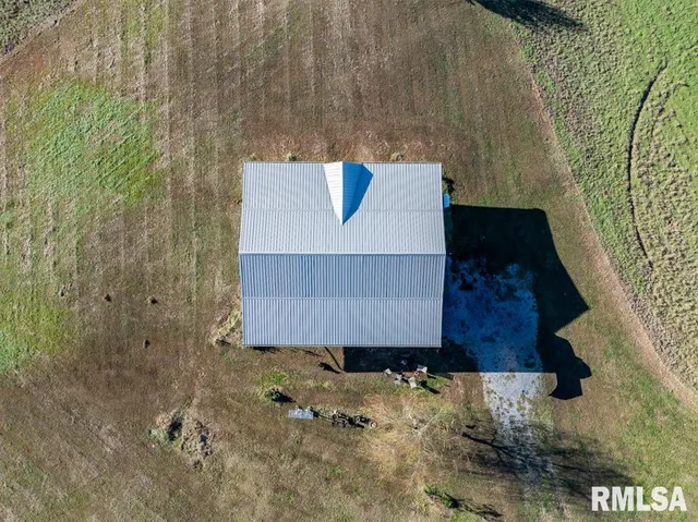 $315,000 | 13261 North Casey Road, Marion, IL 62959