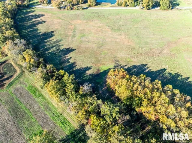 $315,000 | 13261 North Casey Road, Marion, IL 62959