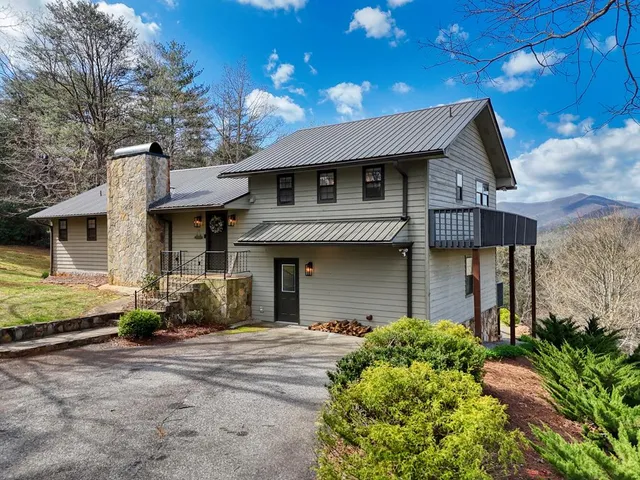 $915,000 | 2360 The Ridges, Hiawassee, GA 30546