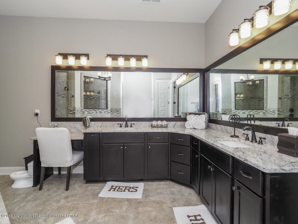 3355 Straw Bridge Road Olive Branch, MS 38654 - Photo 22 of 34 Ma Bath
