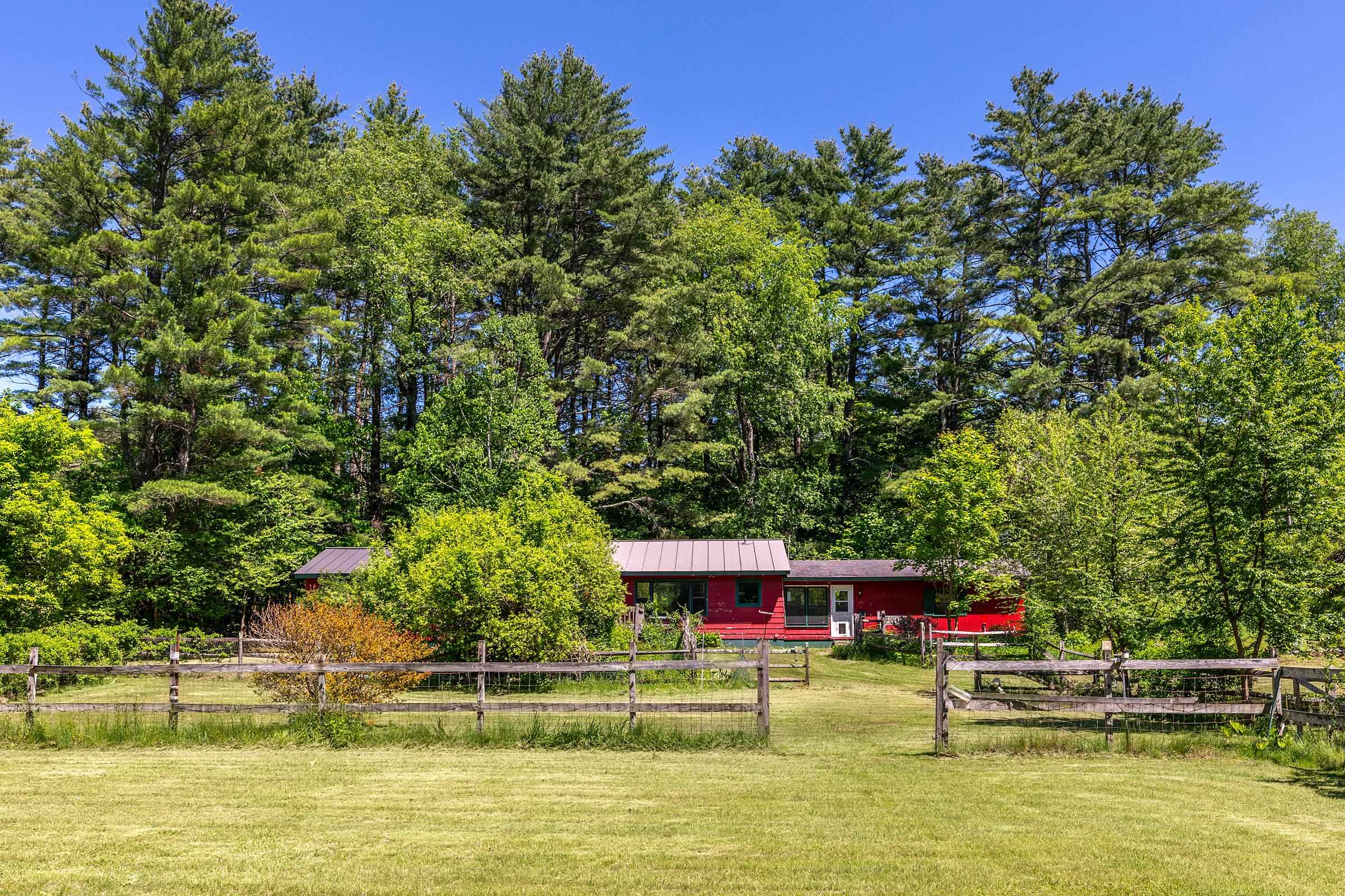 1111 Old Depot Road Shaftsbury, VT 05262 - Photo 40 of 60