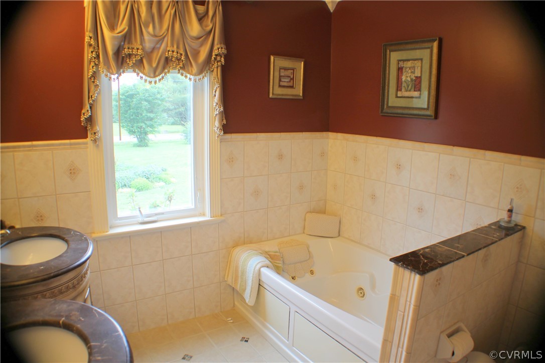 6463 White Oak Road Sandston, VA 23150 - Photo 19 of 37 Gallery Image 19