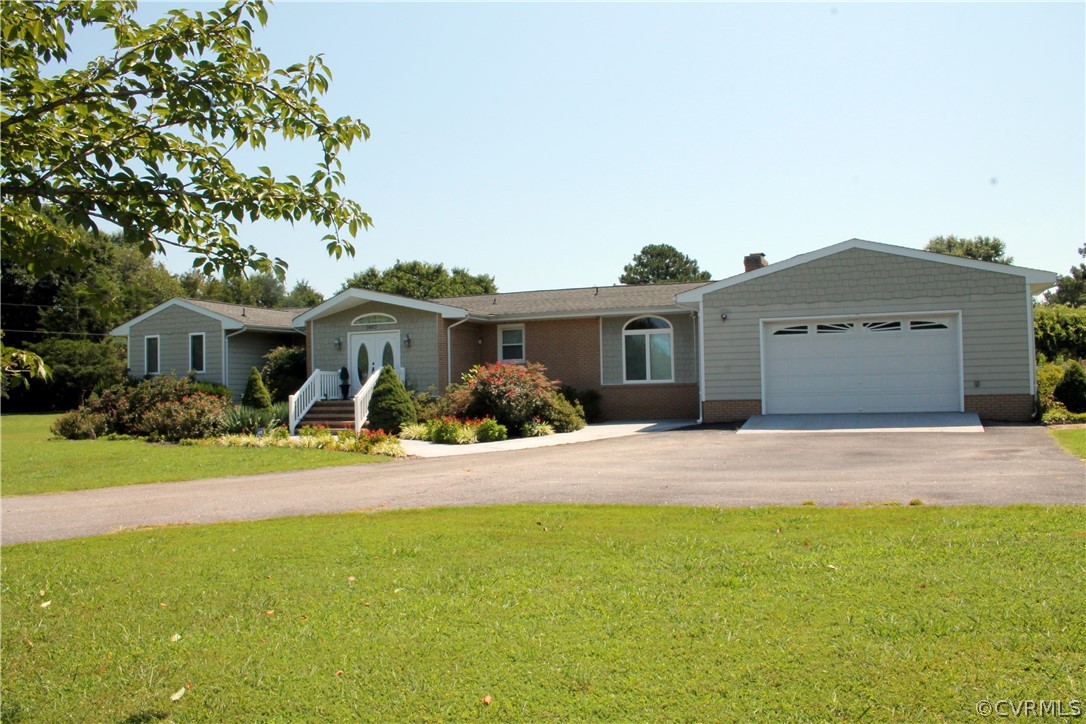 6463 White Oak Road Sandston, VA 23150 - Photo 2 of 37 Gallery Image 2