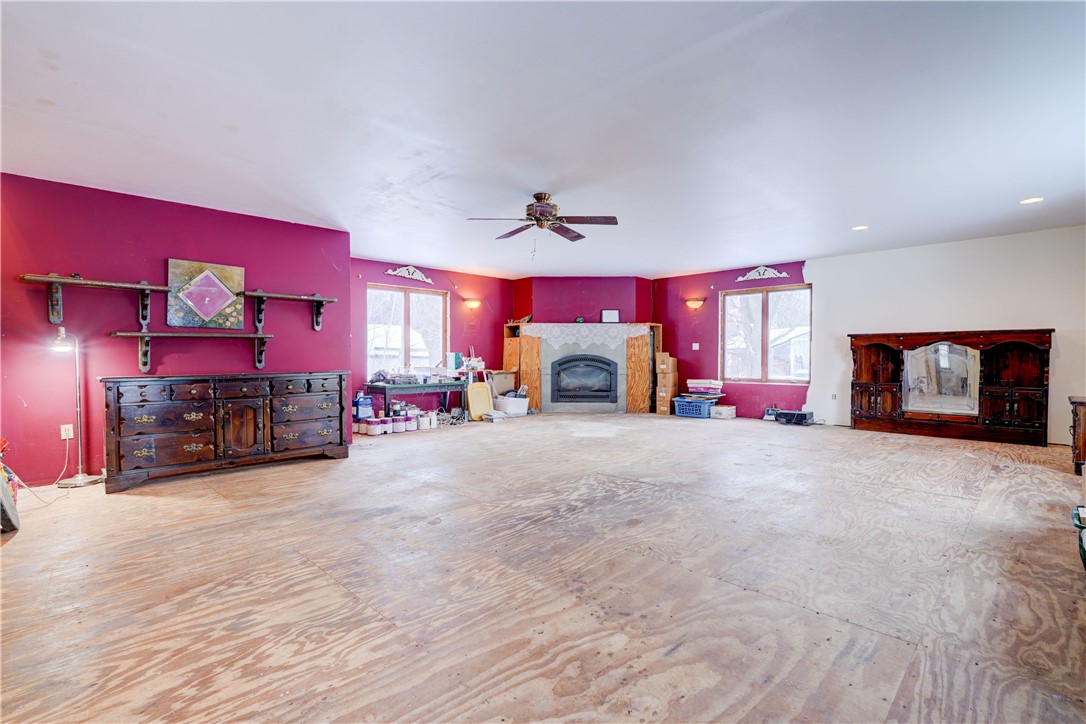 3800 Dewey Road Manchester, NY 14548 - Photo 7 of 31 Living Room