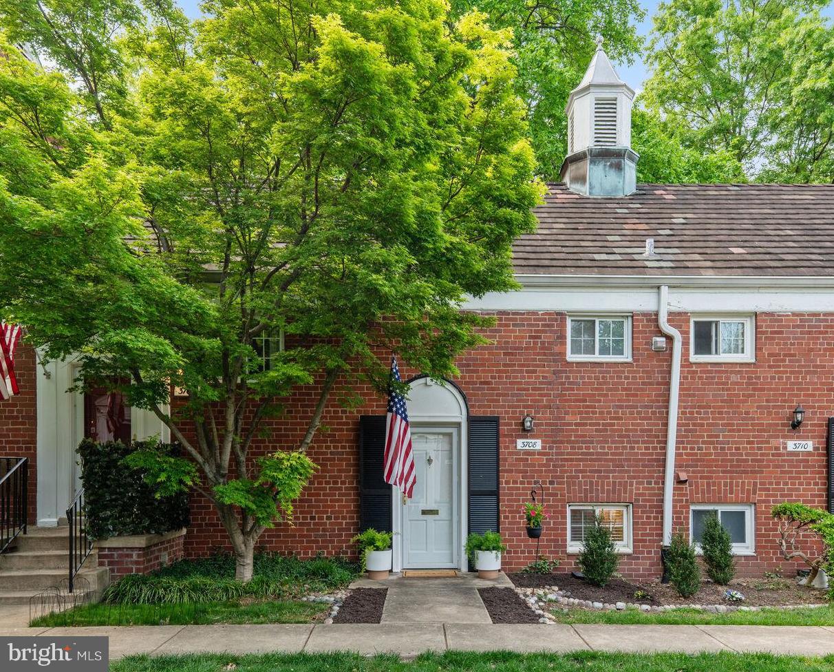 3708 Gunston Road Alexandria, VA 22302 - Photo 23 of 29 Front