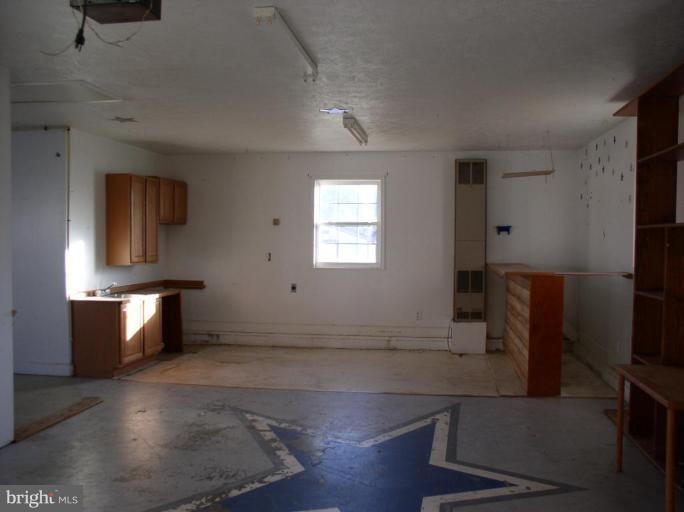 14299 Shirley Road Unionville, VA 22567 - Photo 14 of 14 Garage 2