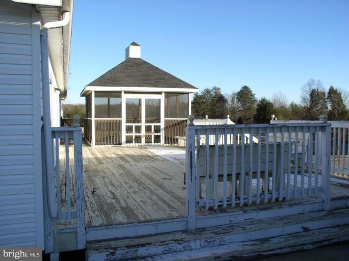 14299 Shirley Road Unionville, VA 22567 - Photo 3 of 14 Deck