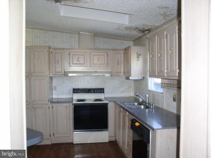 14299 Shirley Road Unionville, VA 22567 - Photo 5 of 14 Kitchen