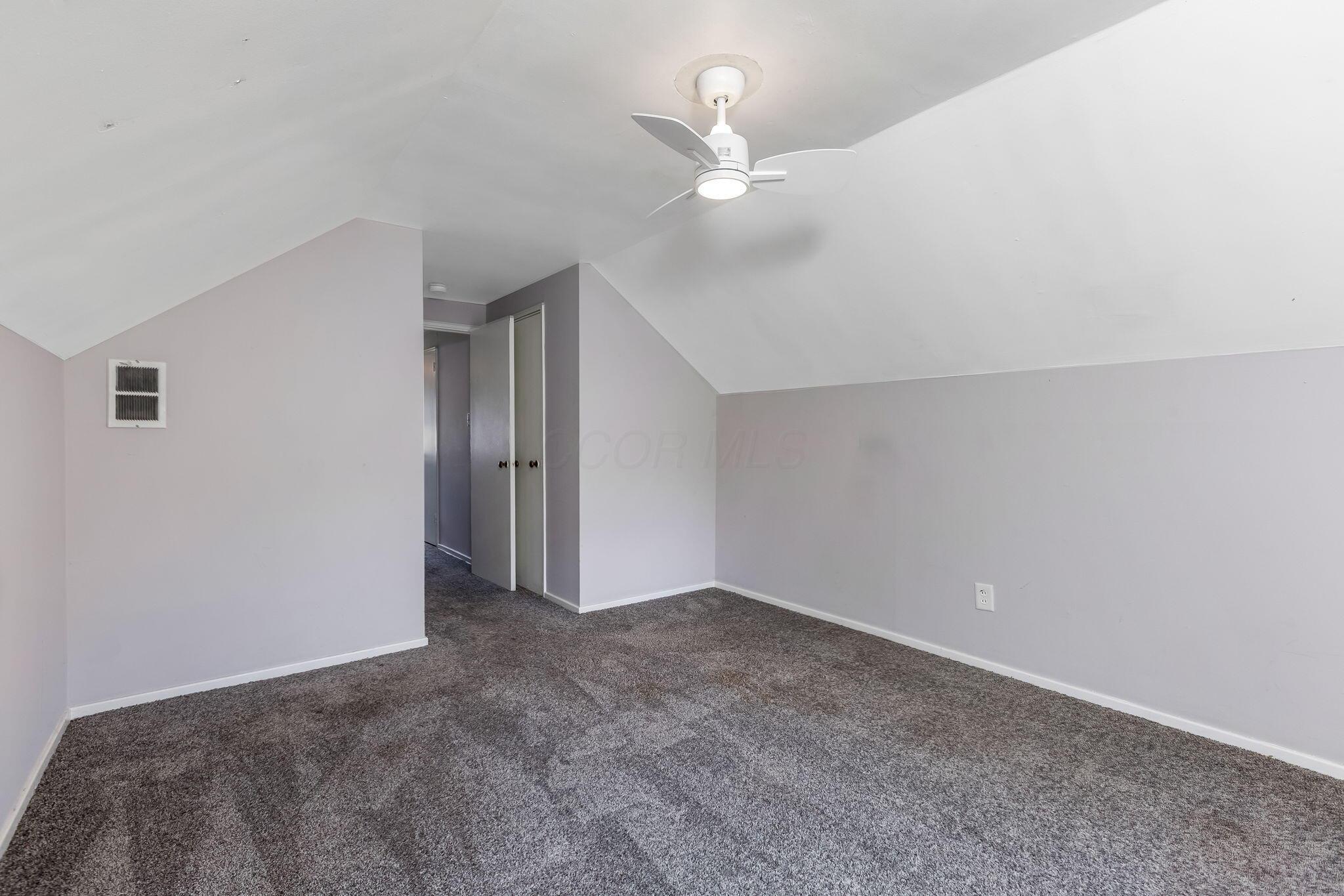 985 Bucknell Road Columbus, OH 43213 - Photo 24 of 34 34-web-or-mls-G02A0854