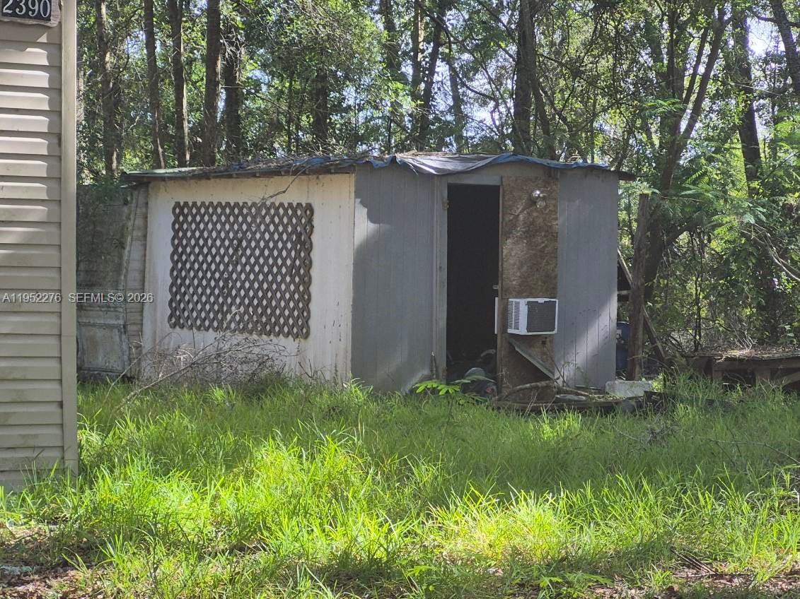 2390- Northwest 65th Street Bell, FL 32619 - Photo 3 of 10