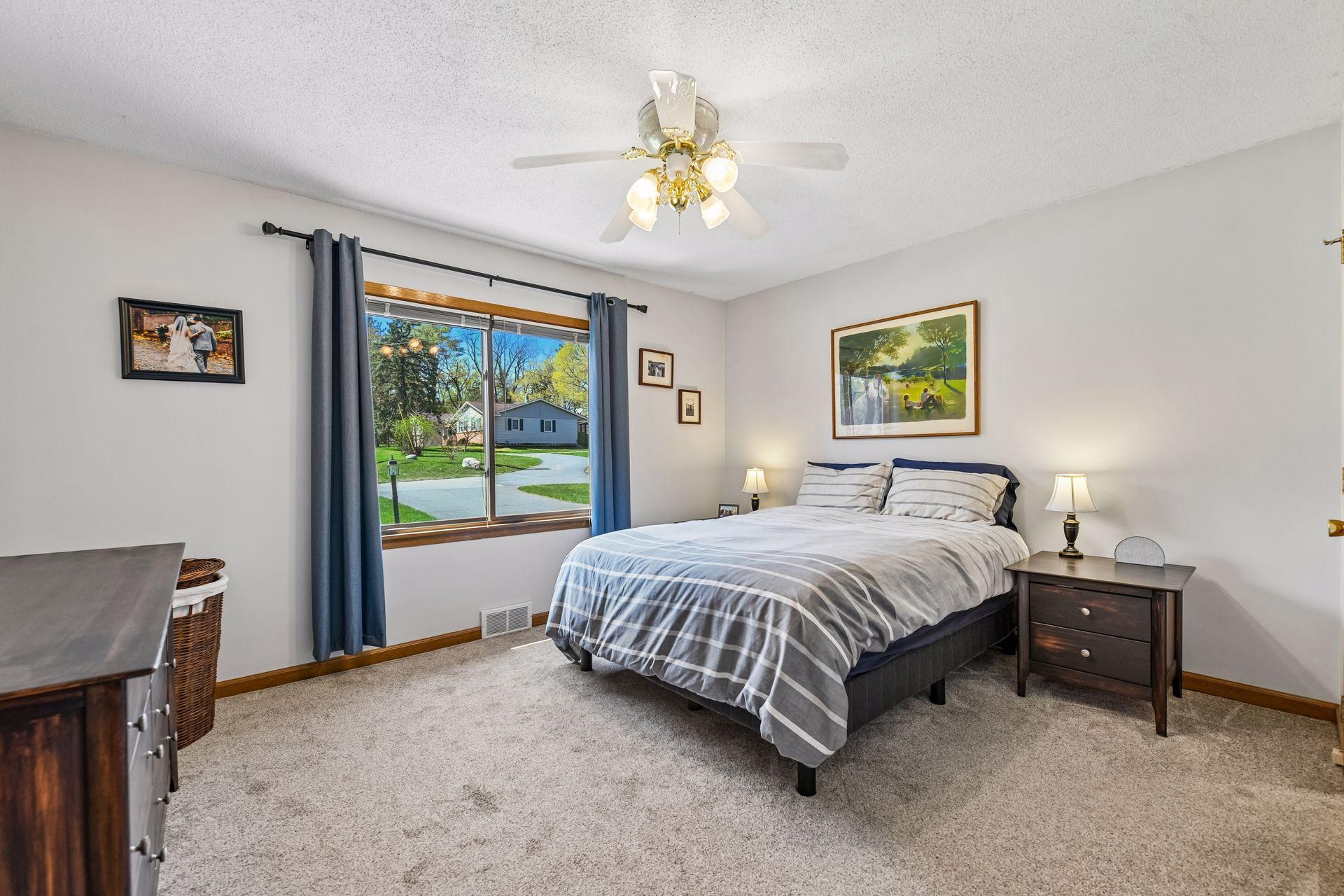 3001 Groveland School Road Minnetonka, MN 55391 - Photo 13 of 49