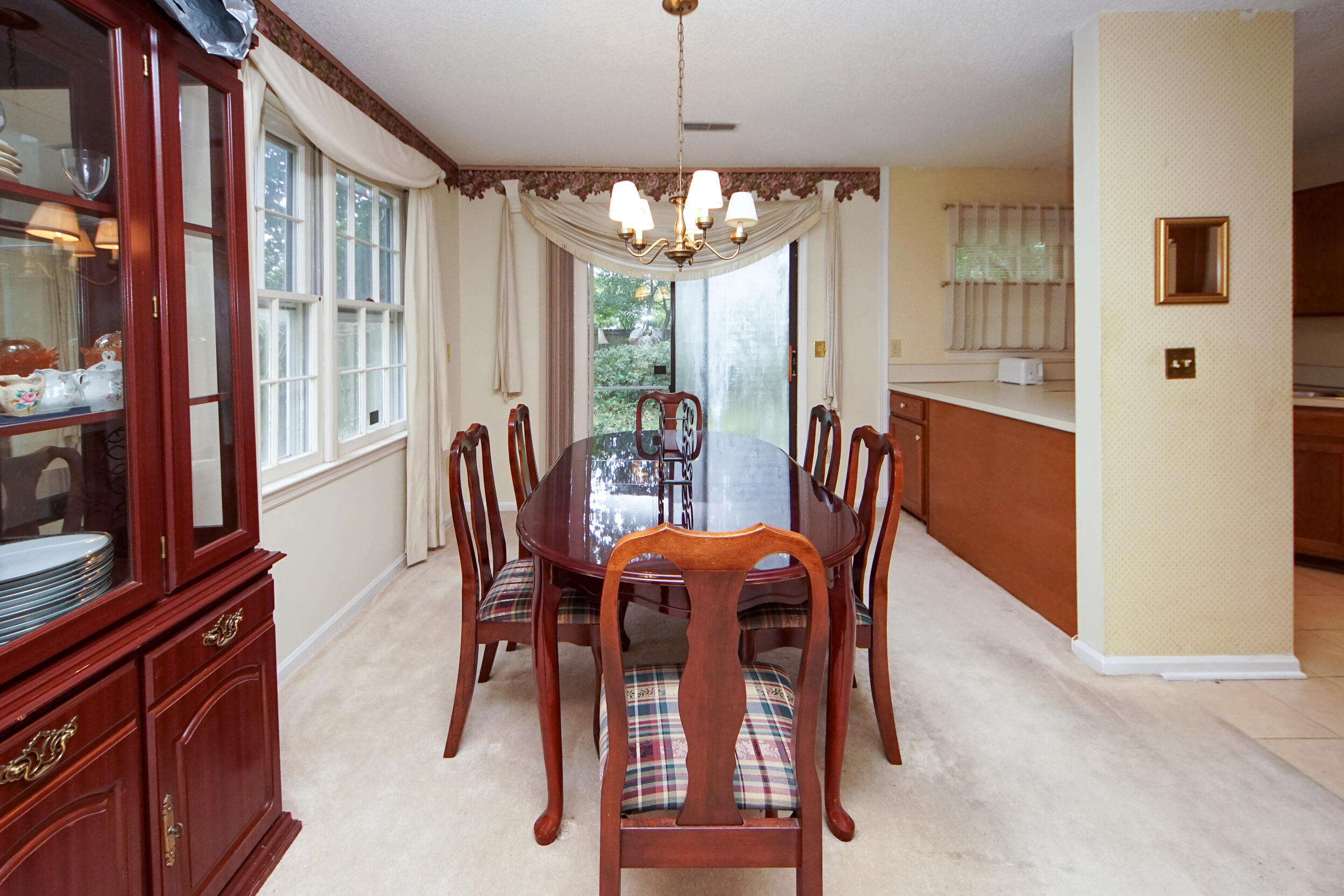 214 Hamlet Road Summerville, SC 29485 - Photo 14 of 37 090121 034