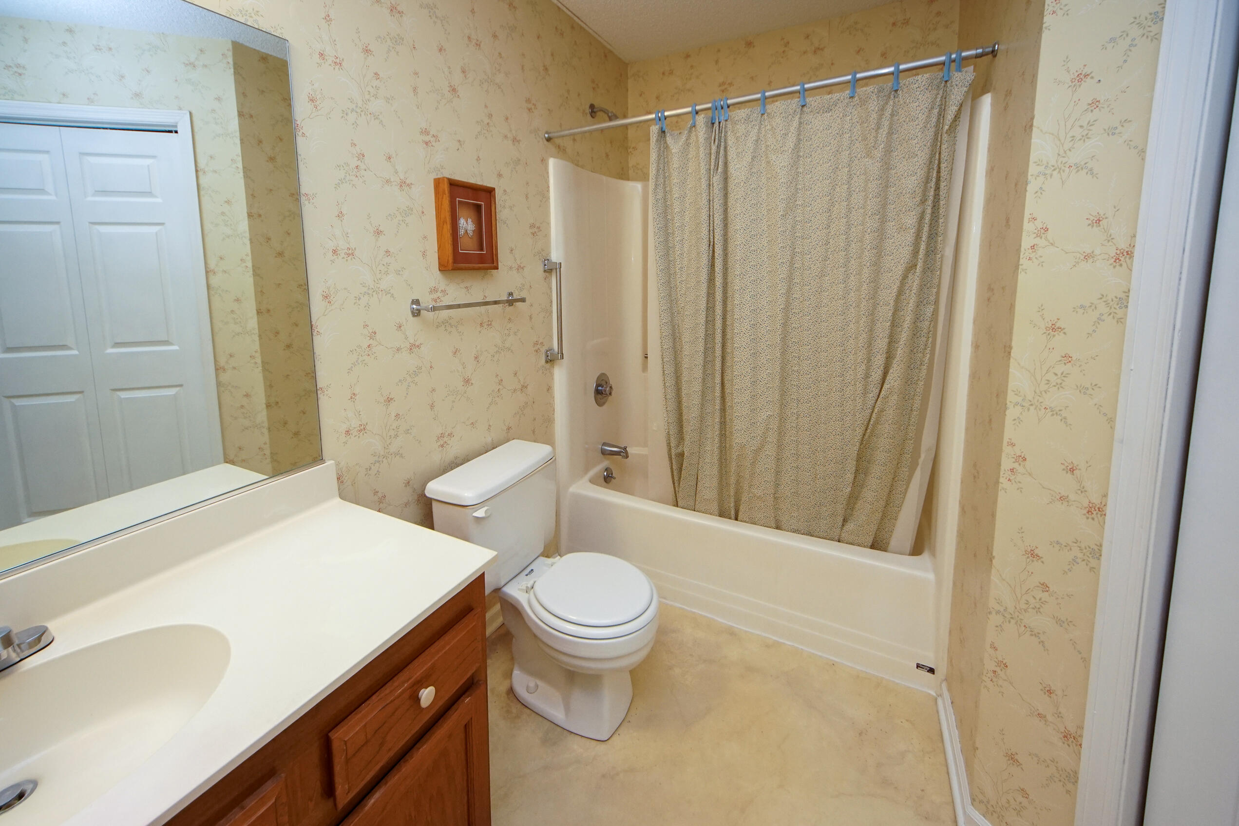 214 Hamlet Road Summerville, SC 29485 - Photo 30 of 37 090121 031