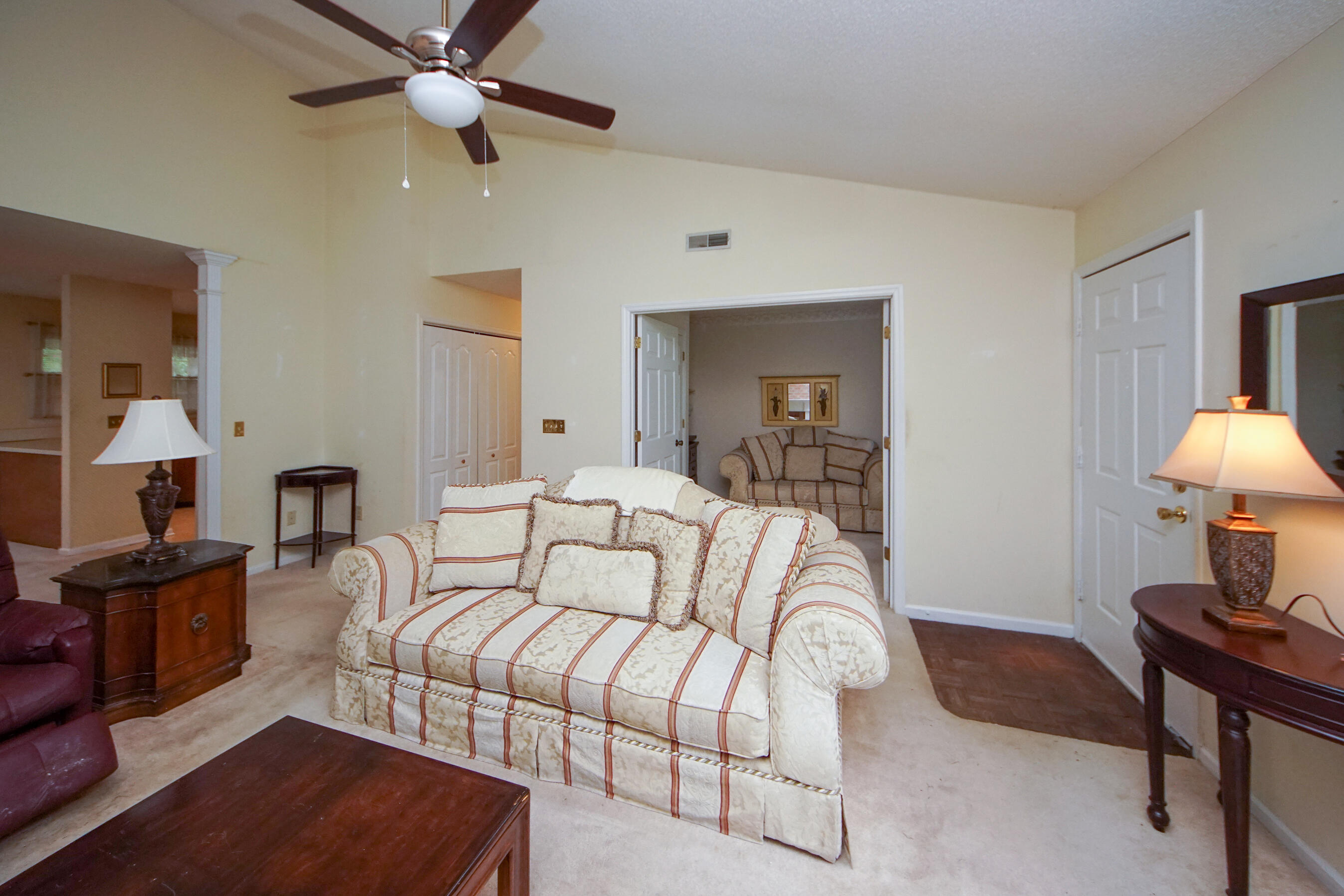 214 Hamlet Road Summerville, SC 29485 - Photo 4 of 37 090121 017