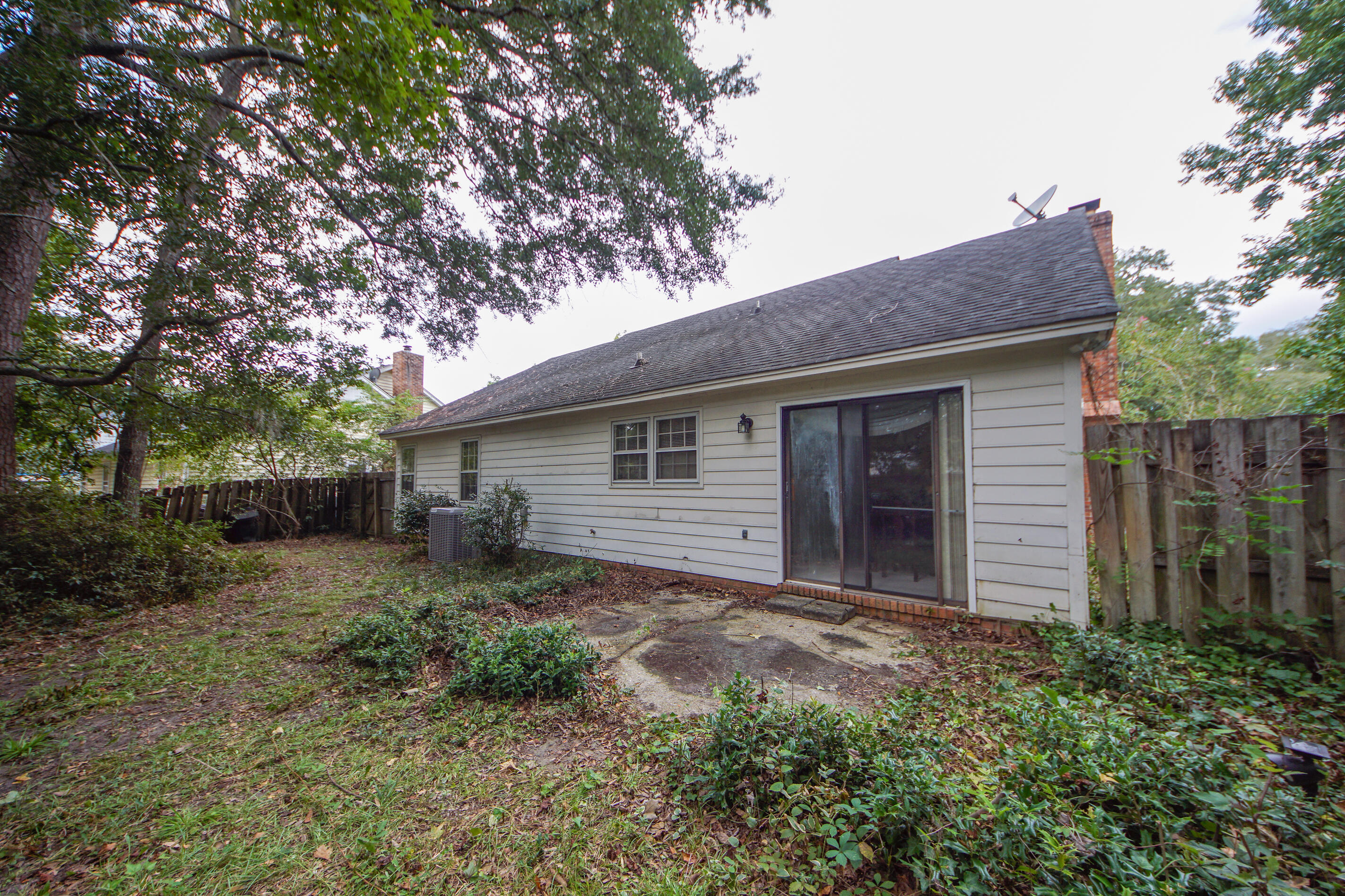 214 Hamlet Road Summerville, SC 29485 - Photo 32 of 37 090121 046