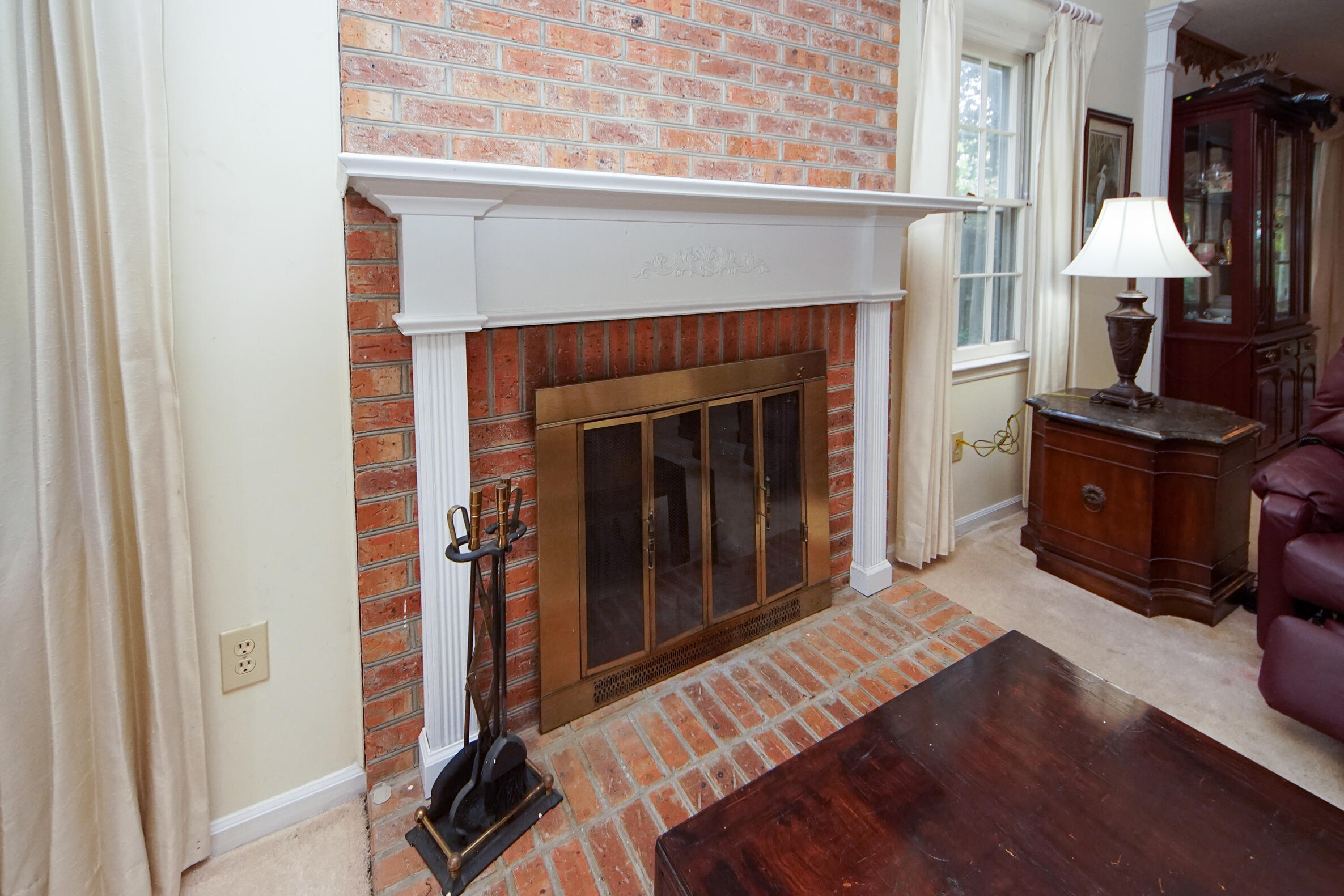 214 Hamlet Road Summerville, SC 29485 - Photo 6 of 37 090121 014