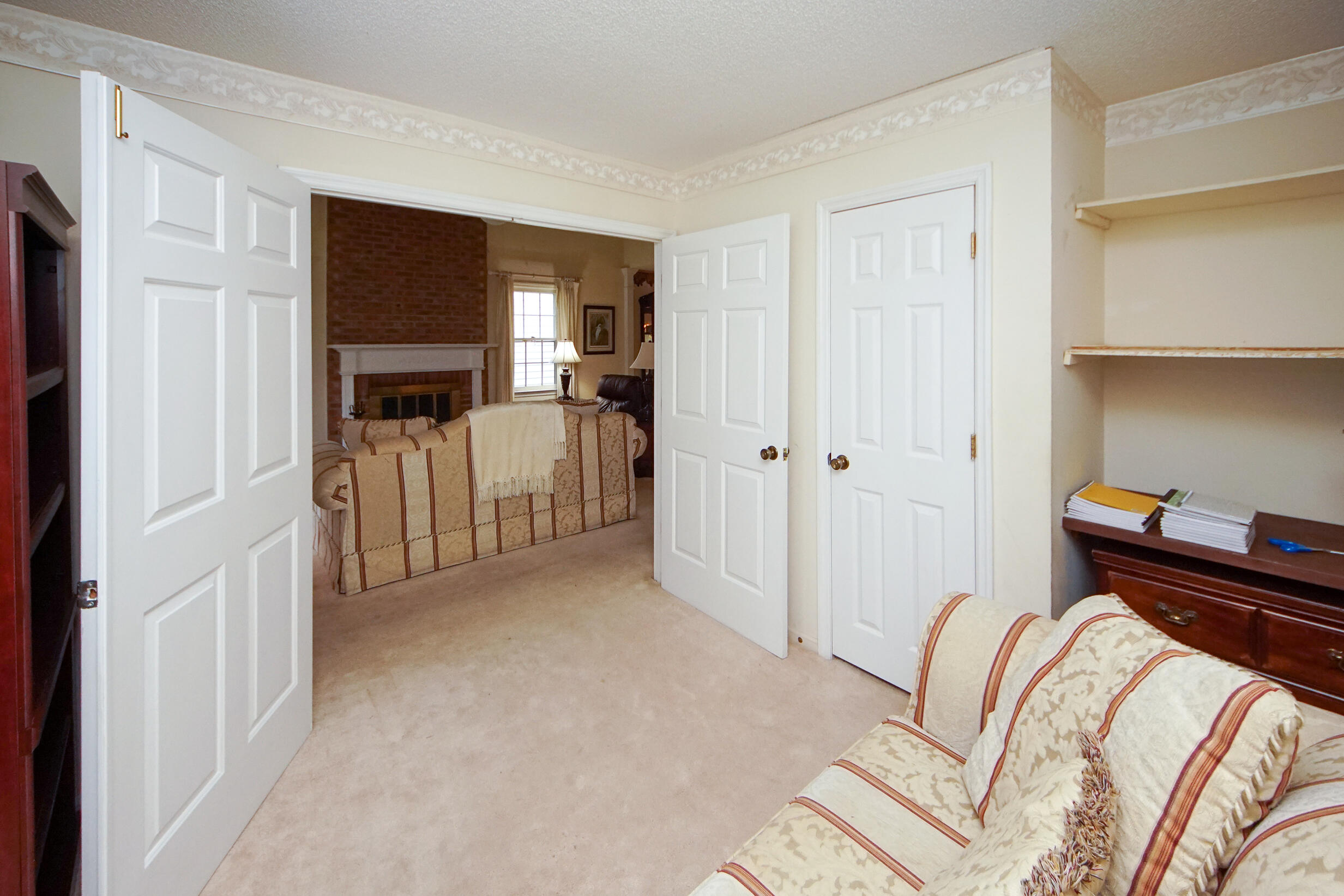 214 Hamlet Road Summerville, SC 29485 - Photo 9 of 37 090121 020