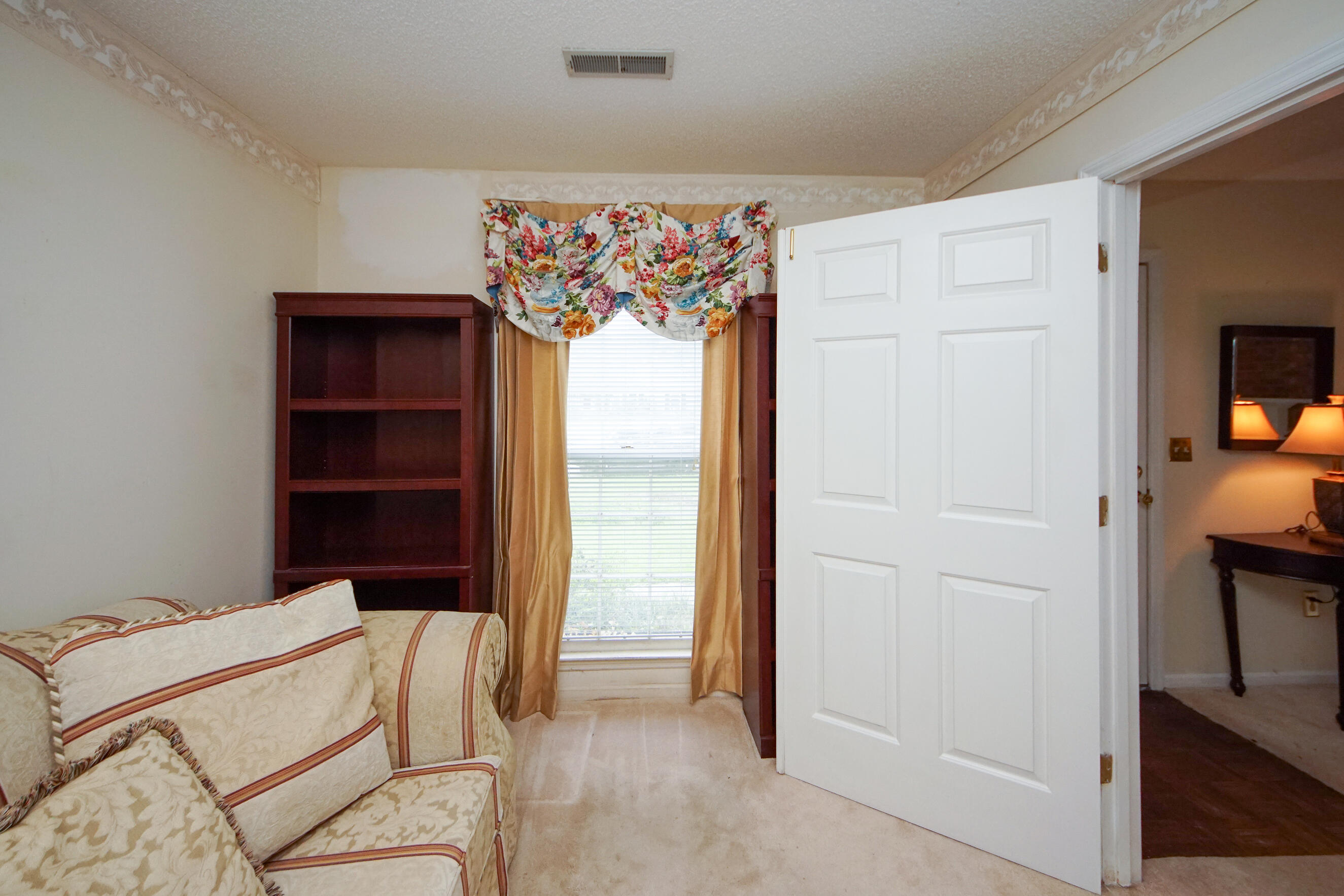 214 Hamlet Road Summerville, SC 29485 - Photo 10 of 37 090121 021