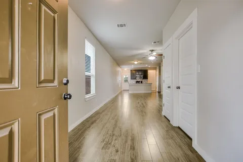 $280,000 | 124 Ancellotta Way, Leander, TX 78641