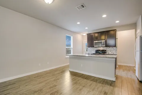 $280,000 | 124 Ancellotta Way, Leander, TX 78641