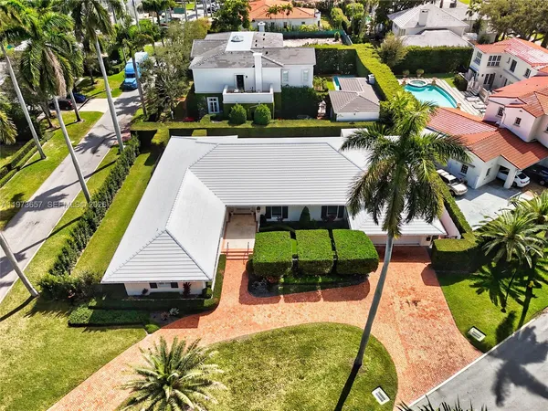 $10,500,000 | 55 Lagorce Circle, Miami Beach, FL 33141