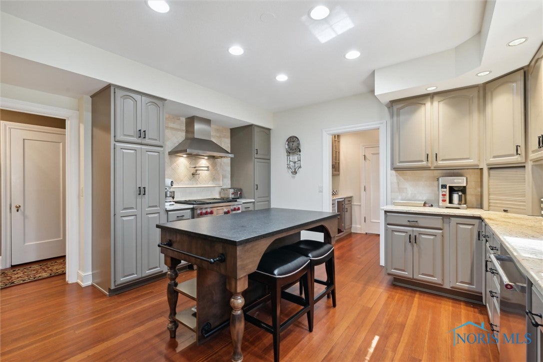 3525 Ridgewood Road Toledo, OH 43606 - Photo 20 of 50 Kitchen