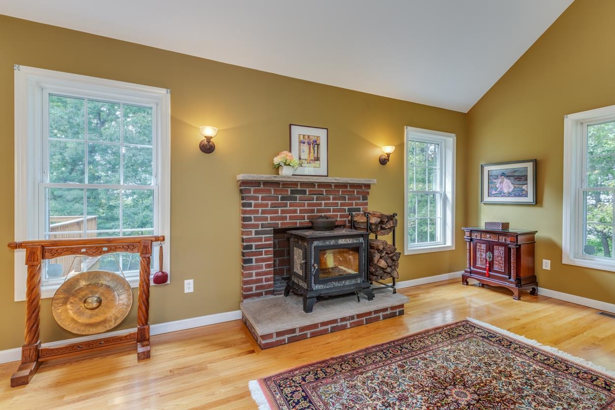 14 Lannan Drive Pelham, NH 03076 - Photo 21 of 40