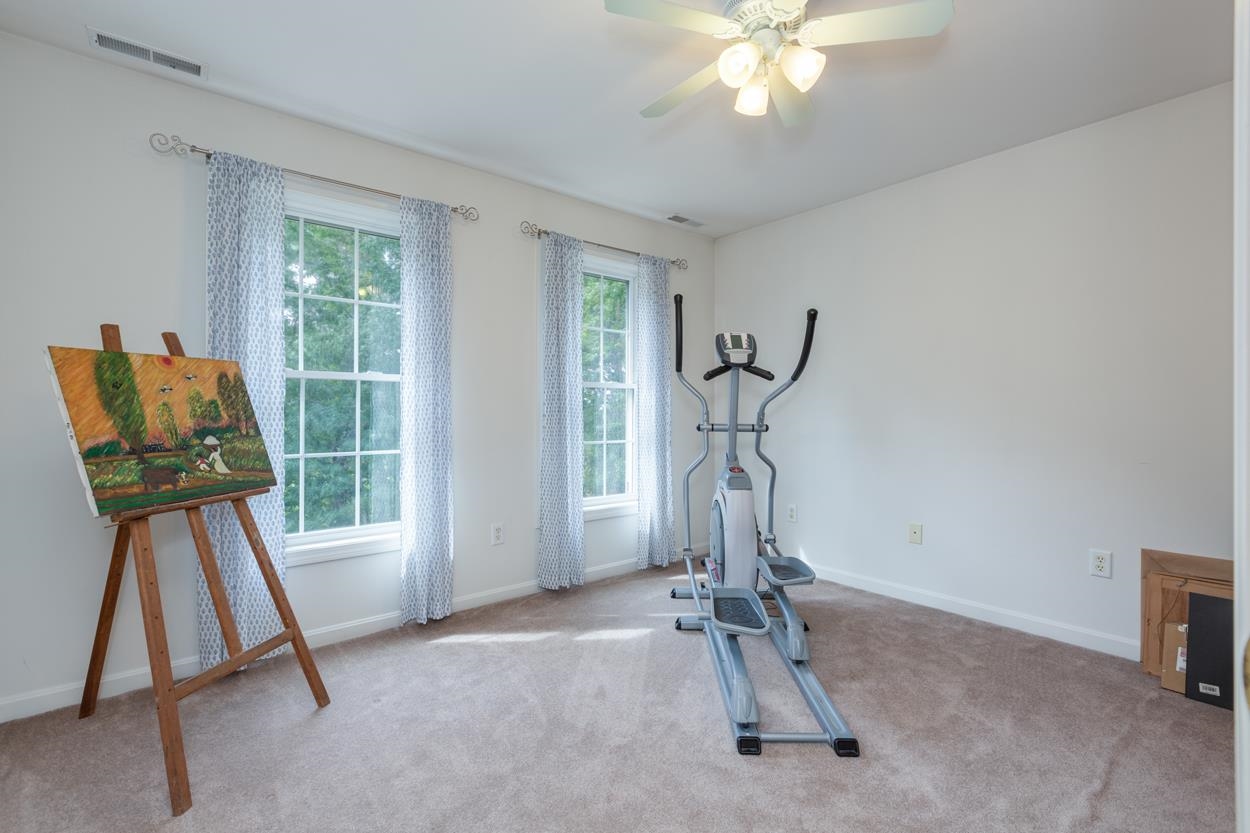 14 Lannan Drive Pelham, NH 03076 - Photo 31 of 40