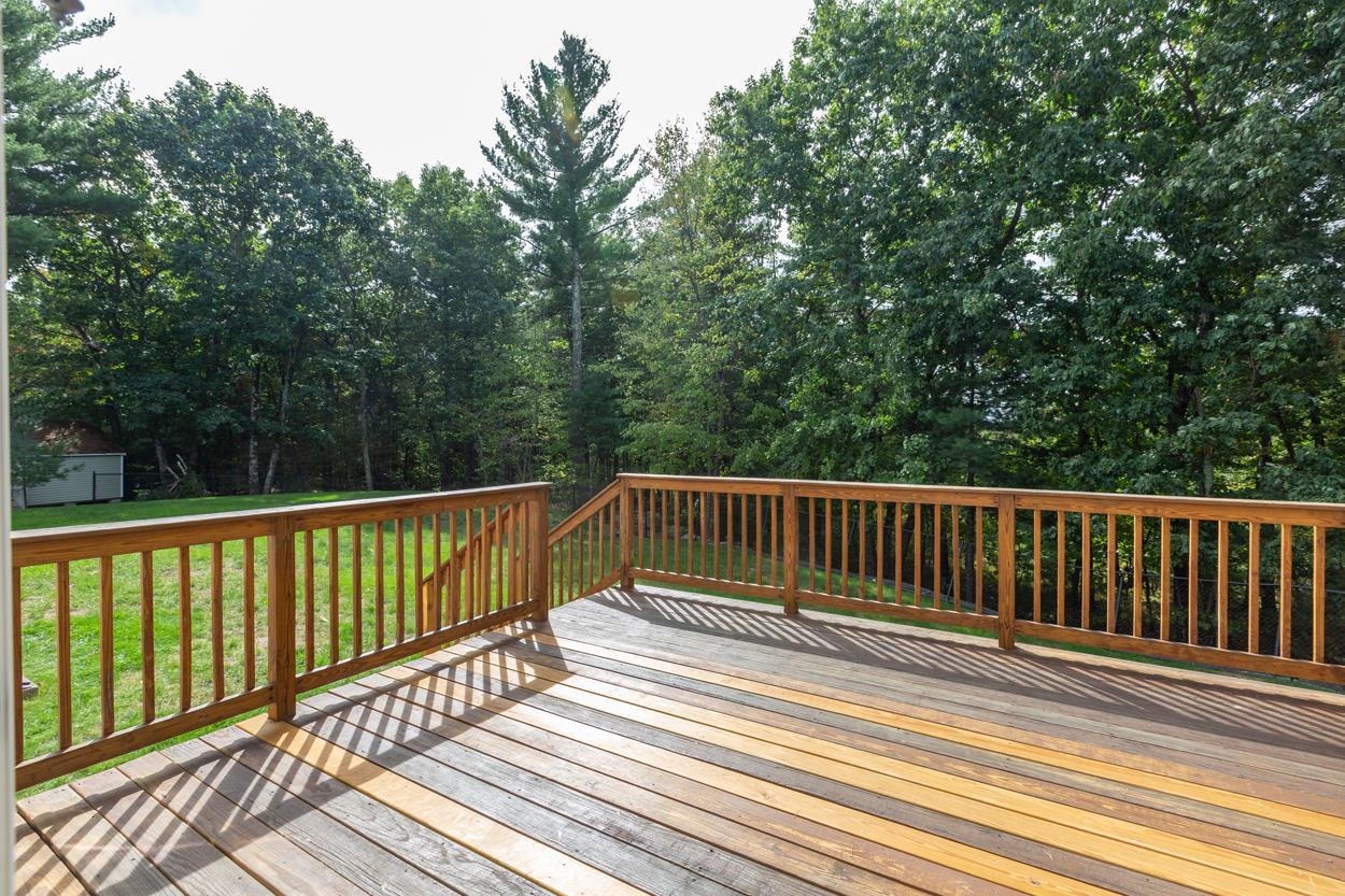 14 Lannan Drive Pelham, NH 03076 - Photo 37 of 40