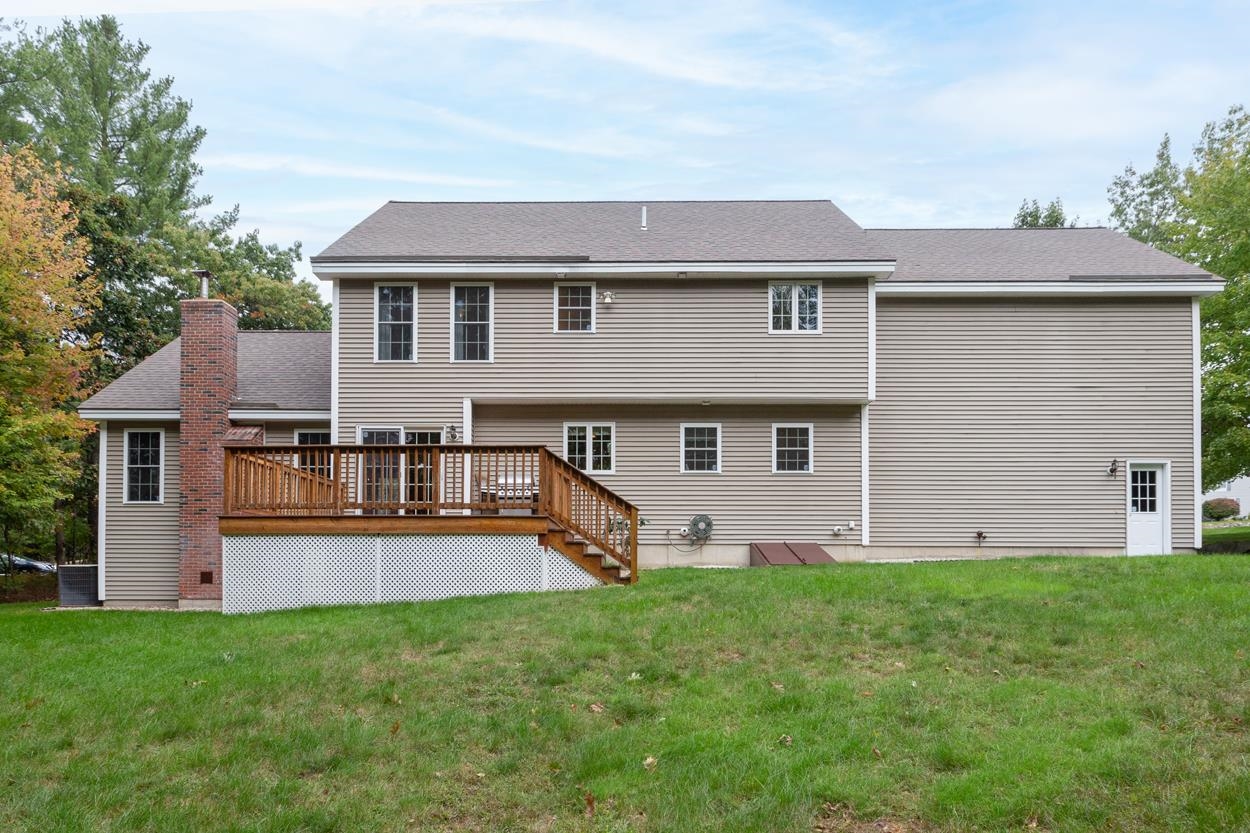 14 Lannan Drive Pelham, NH 03076 - Photo 38 of 40