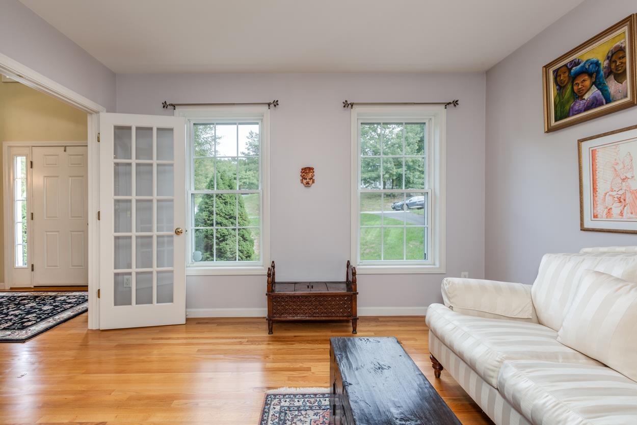 14 Lannan Drive Pelham, NH 03076 - Photo 8 of 40