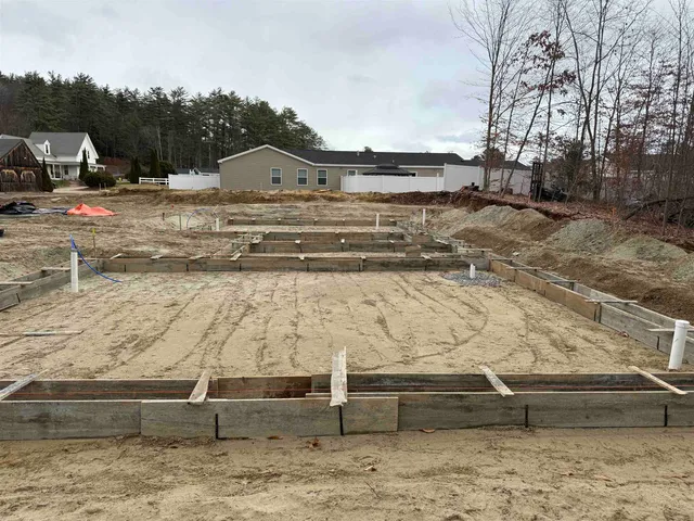 $418,900 | 0 Woodland Way, Unit 31/2, Plymouth, NH 03264