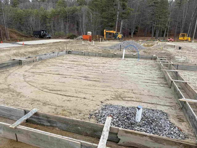 $418,900 | 0 Woodland Way, Unit 31/2, Plymouth, NH 03264