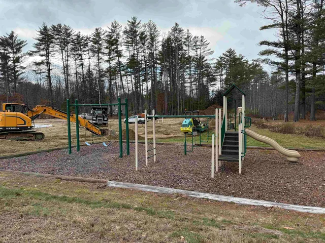 $418,900 | 0 Woodland Way, Unit 31/2, Plymouth, NH 03264