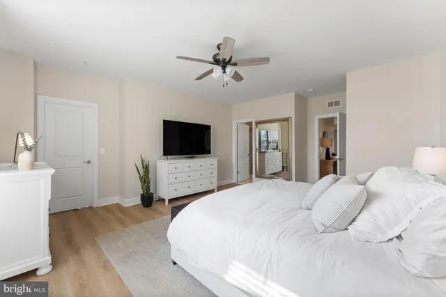 $2,700 | 10439 Ratcliffe Trail, Manassas, VA 20110