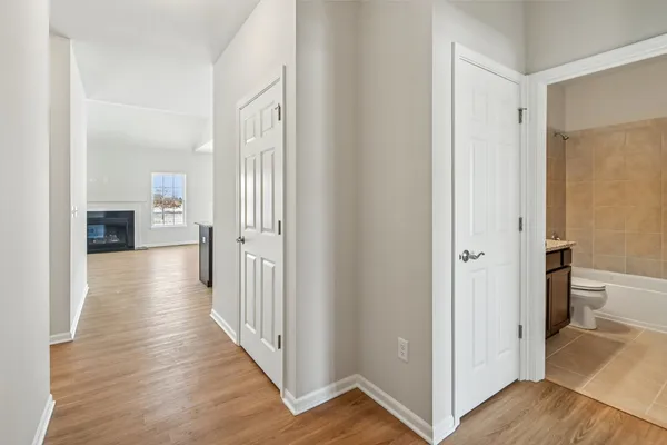 $374,900 | 347 North Aspen Drive, Cortland, IL 60112