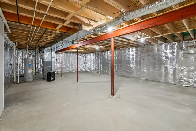 $374,900 | 347 North Aspen Drive, Cortland, IL 60112