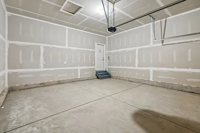 $374,900 | 347 North Aspen Drive, Cortland, IL 60112