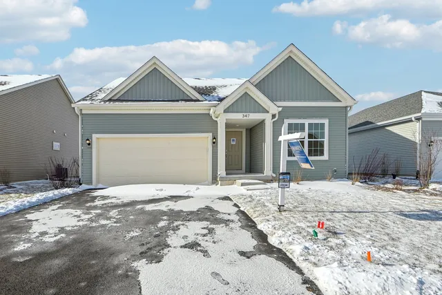 $374,900 | 347 North Aspen Drive, Cortland, IL 60112