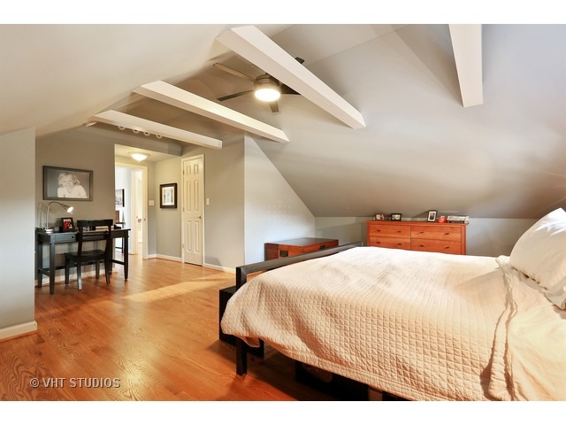 593 Spring Road Elmhurst, IL 60126 - Photo 11 of 20