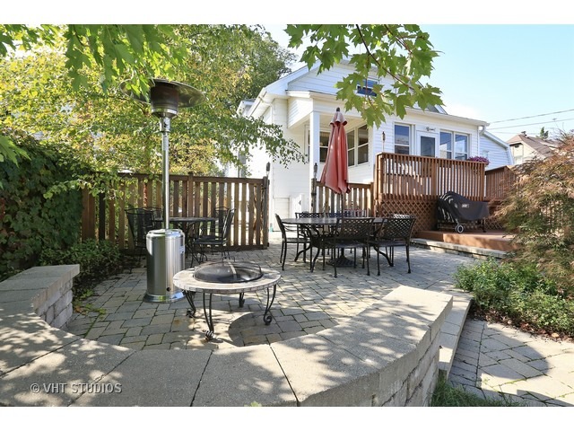 593 Spring Road Elmhurst, IL 60126 - Photo 19 of 20