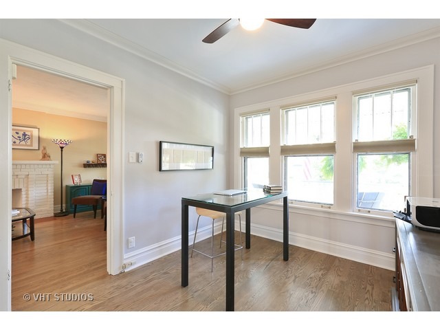 593 Spring Road Elmhurst, IL 60126 - Photo 5 of 20